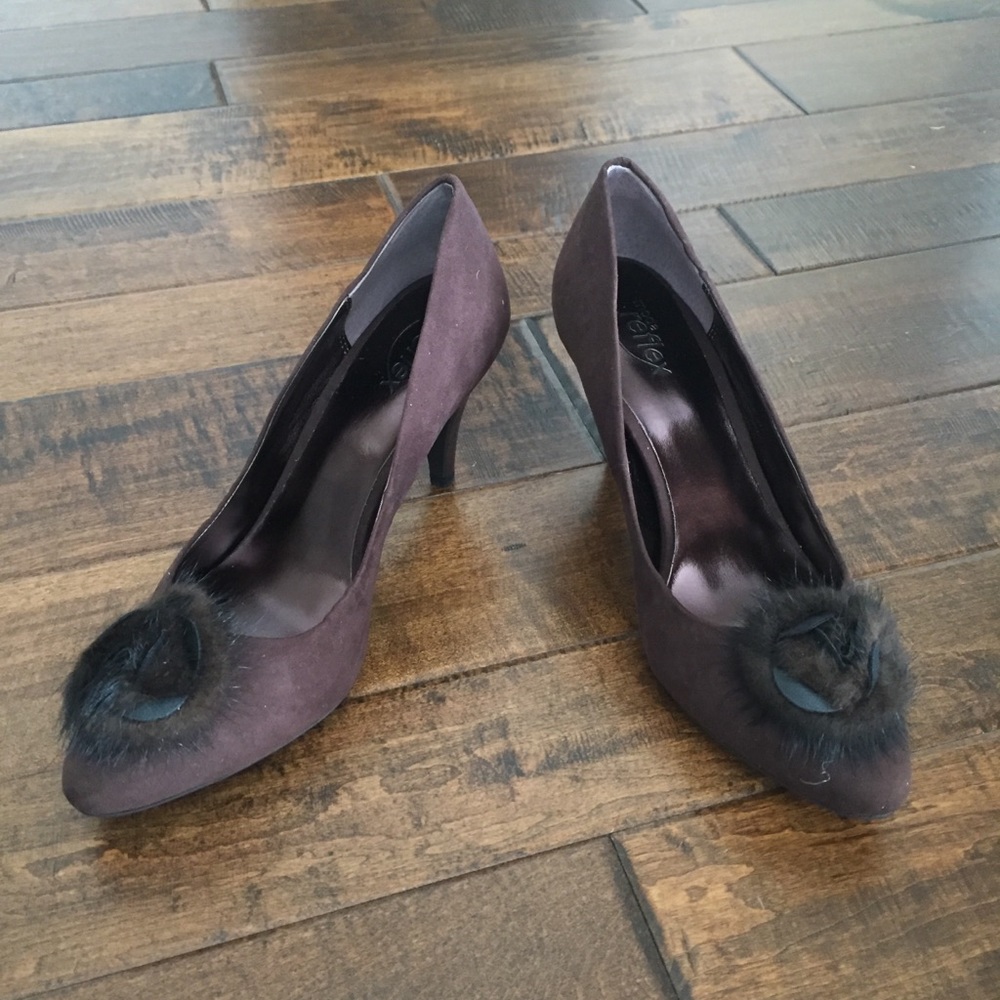 Cute Brown Suede Pumps - Faux Fur Detail